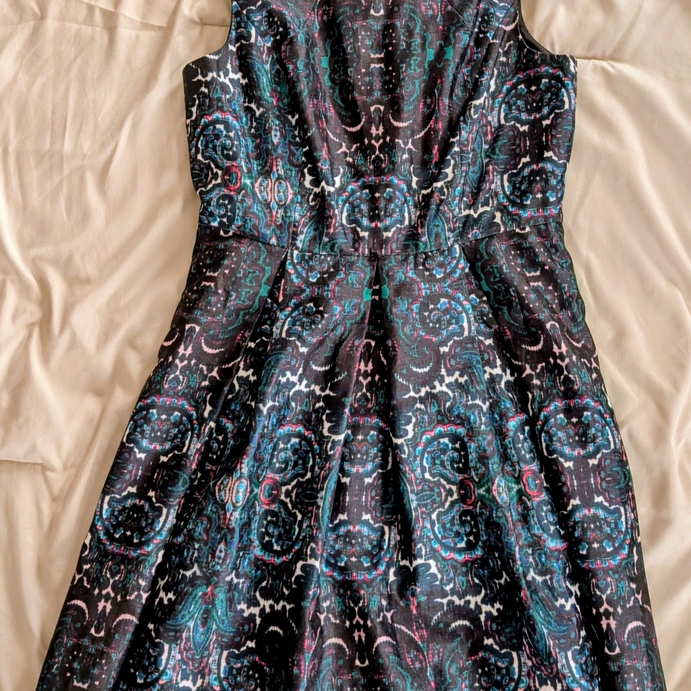 Liz Claiborne Black and Blue Patterned Midi Dress